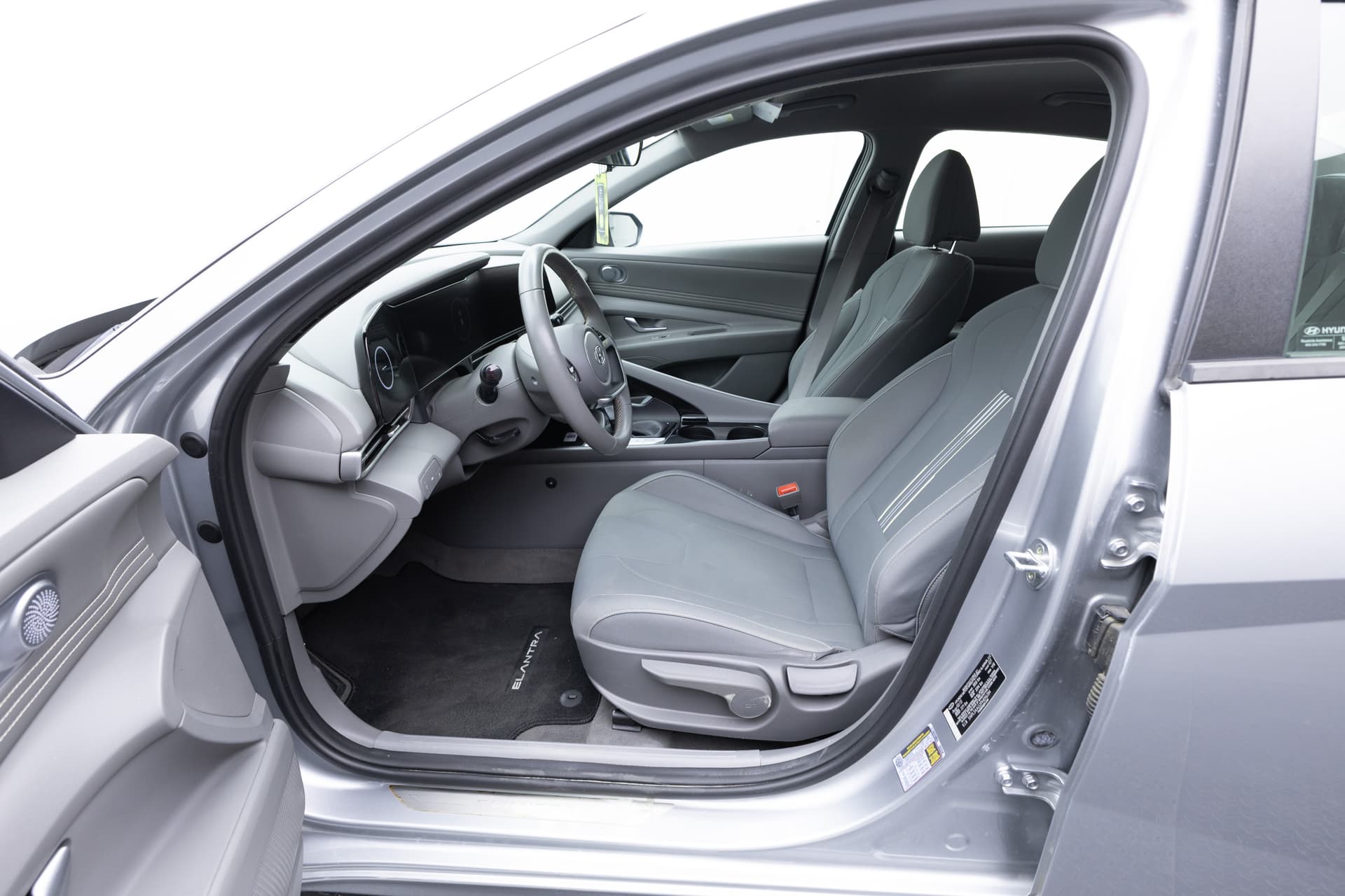 HYUNDAI Elantra 2023 - 10