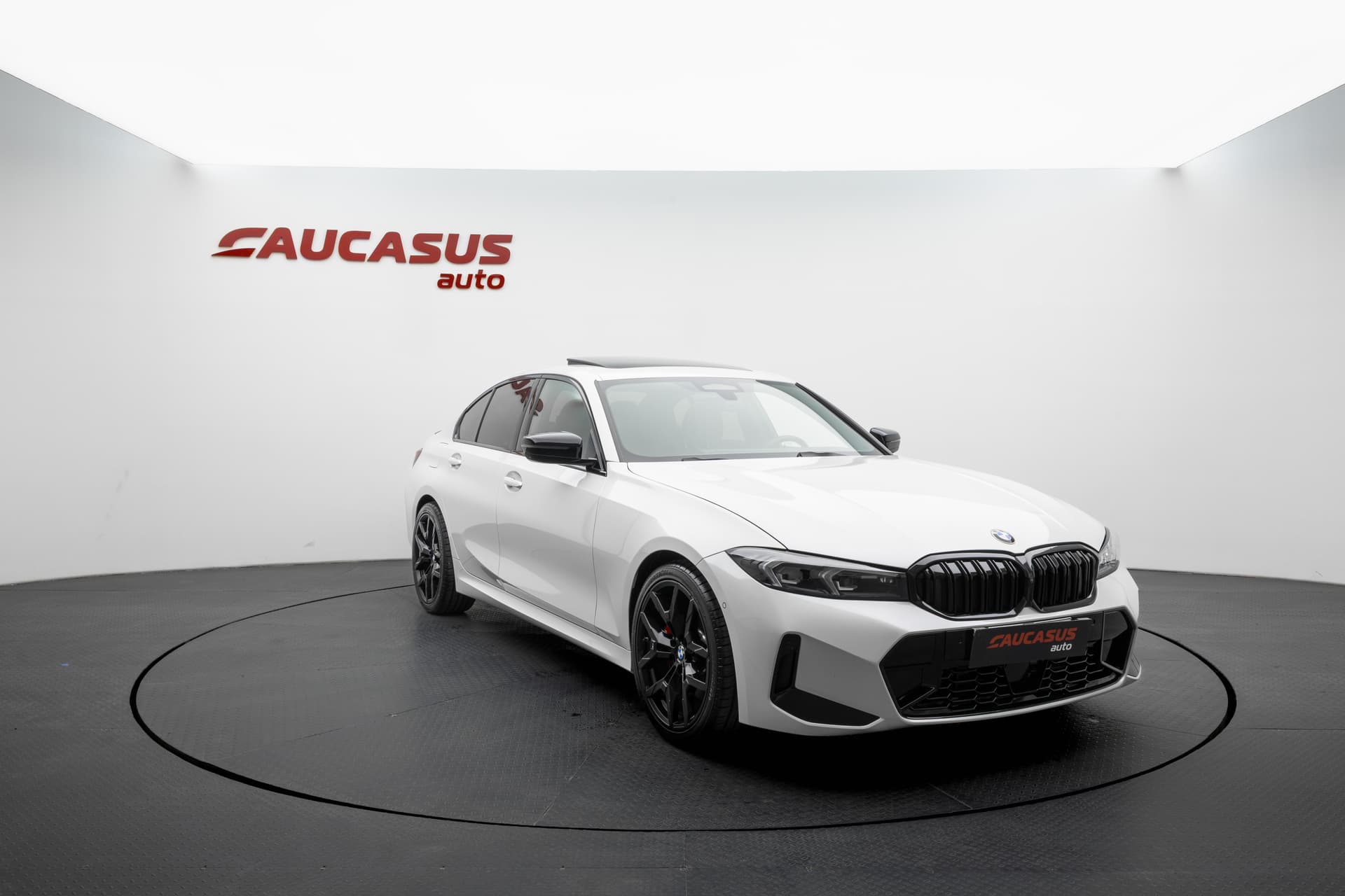 BMW 330i 2025 - 3