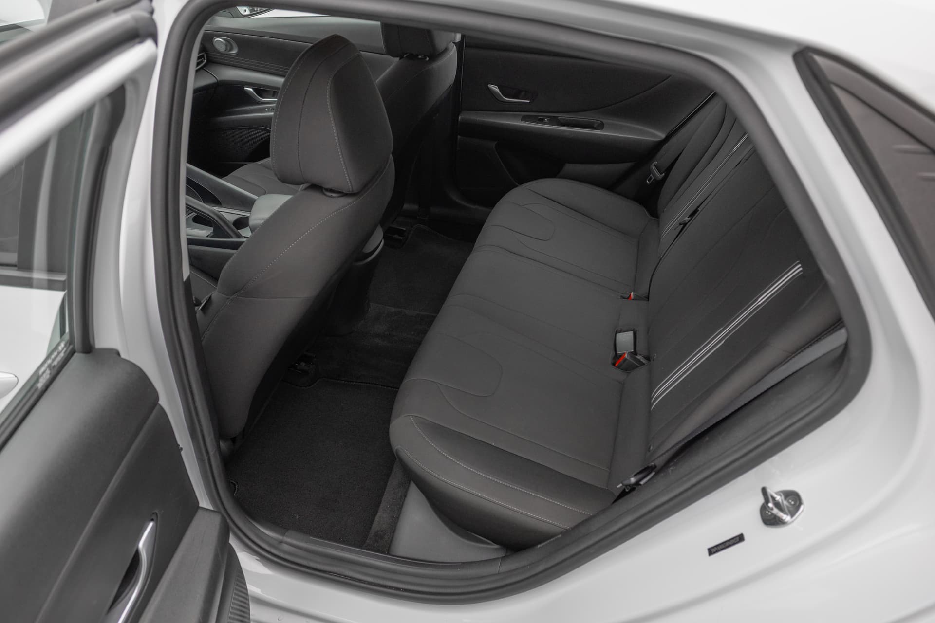 HYUNDAI Elantra 2023 - 8
