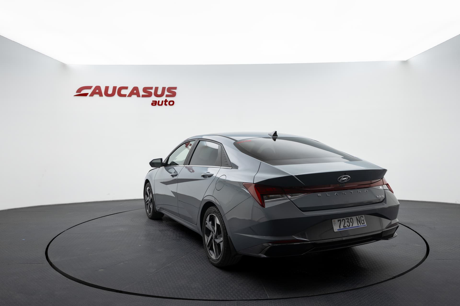 HYUNDAI Elantra 2023 - 6