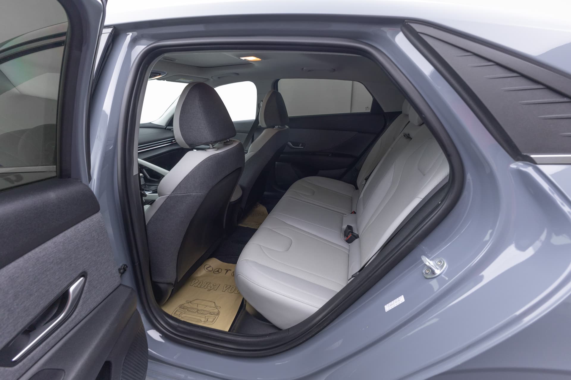HYUNDAI Elantra 2023 - 8