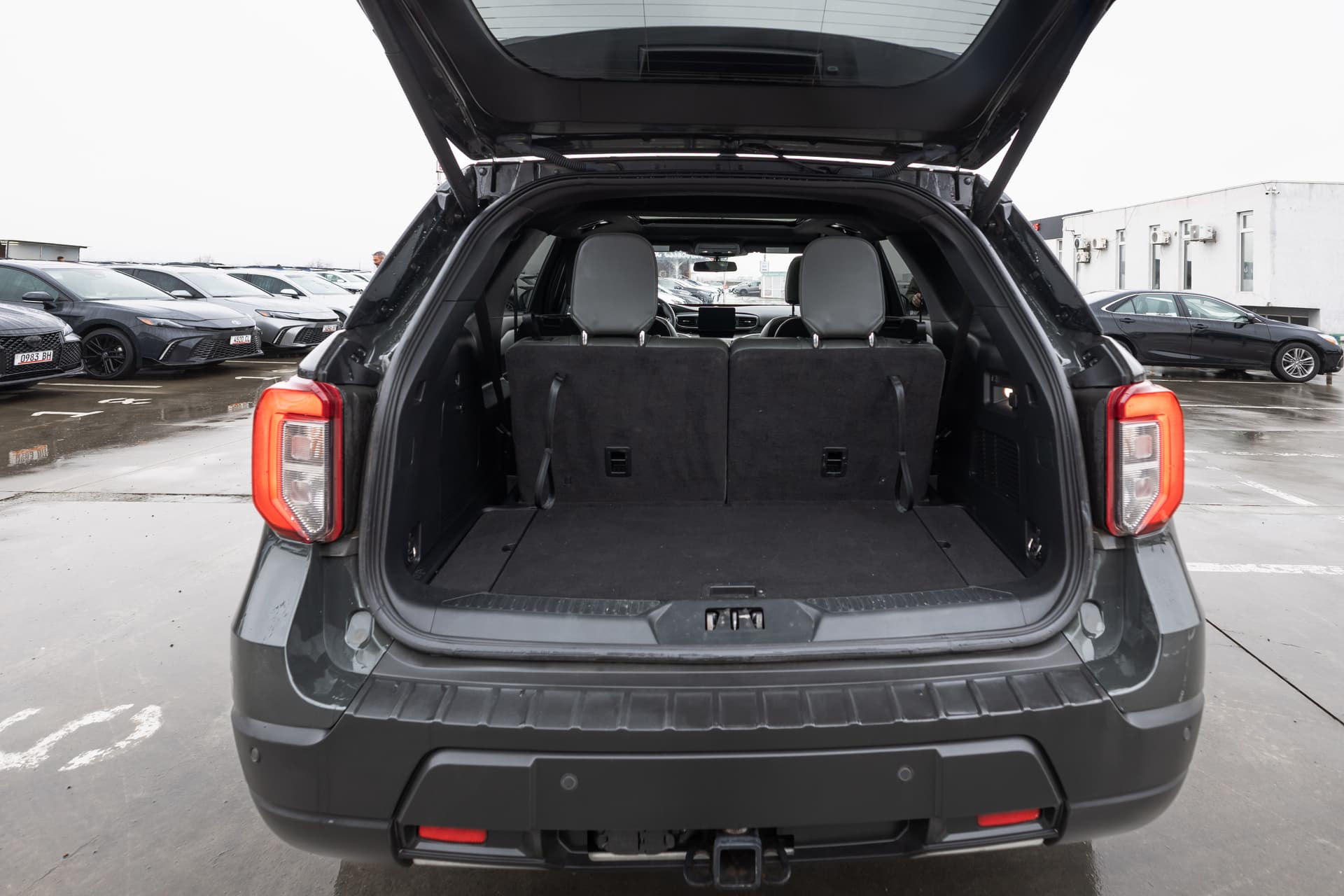 FORD Explorer 2021 - 10