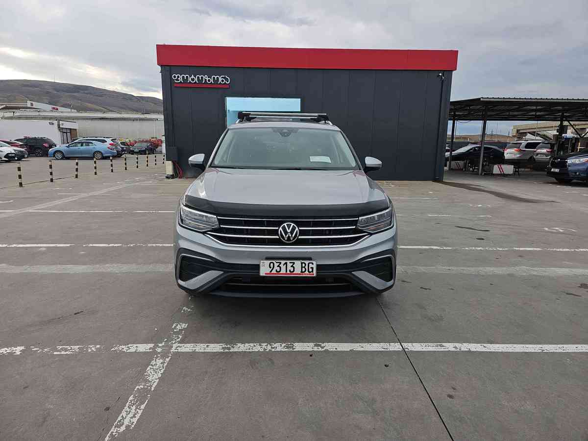 VOLKSWAGEN Tiguan 2023 - 2