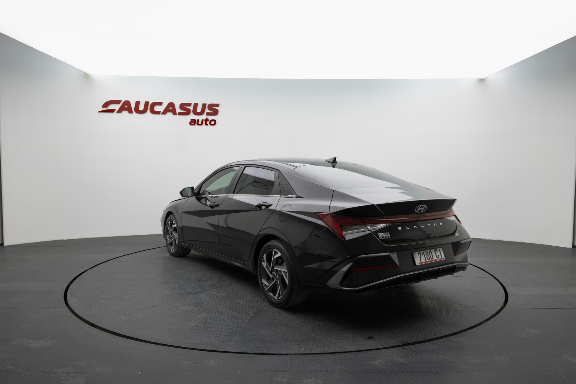 HYUNDAI Elantra 2024 - 2
