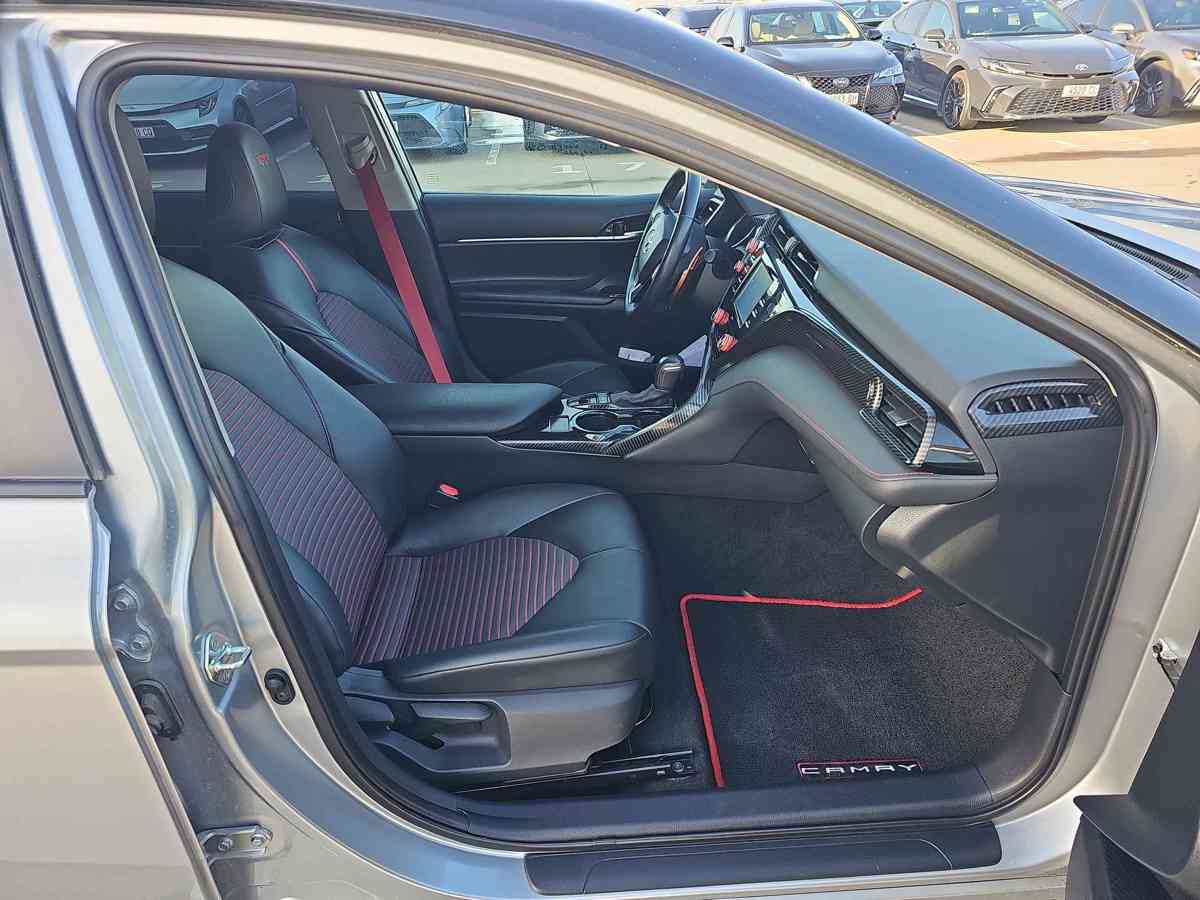 TOYOTA Camry 2020 - 9