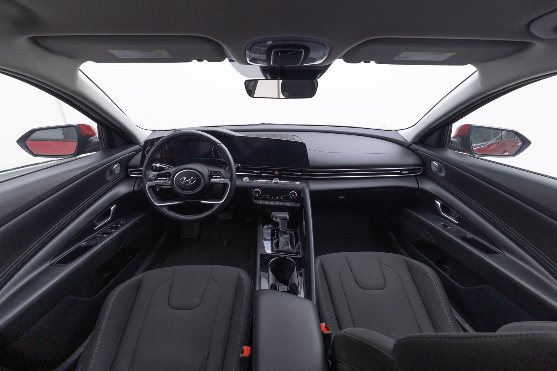 HYUNDAI Elantra 2023 - 9