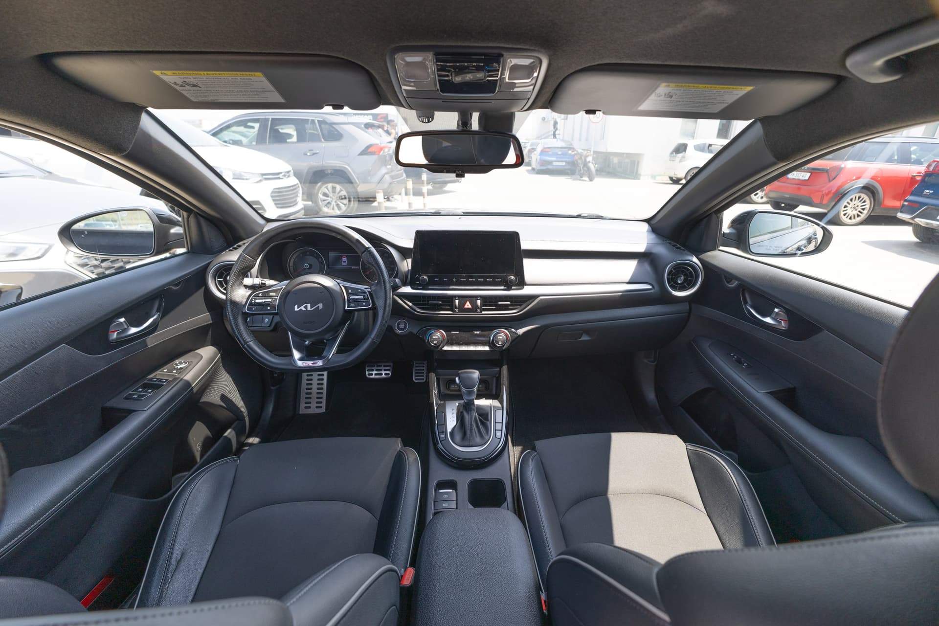 KIA Forte 2022 - 9
