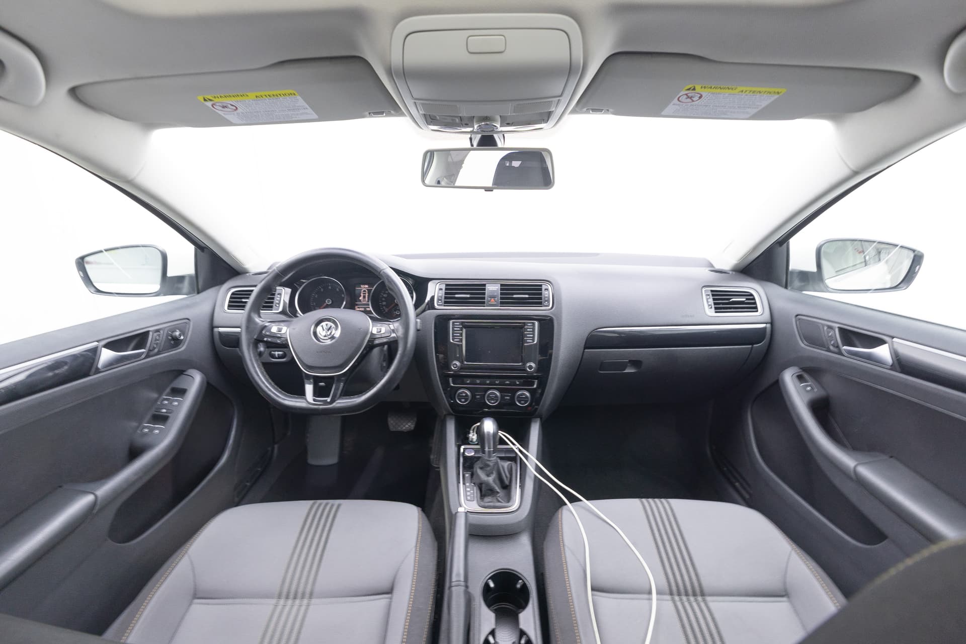 VOLKSWAGEN Jetta 2017 - 9