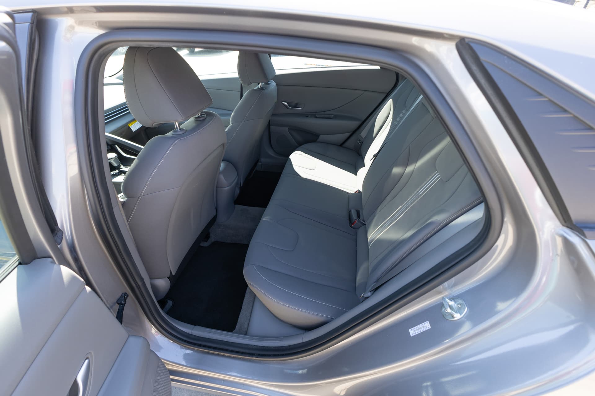 HYUNDAI Elantra 2023 - 8