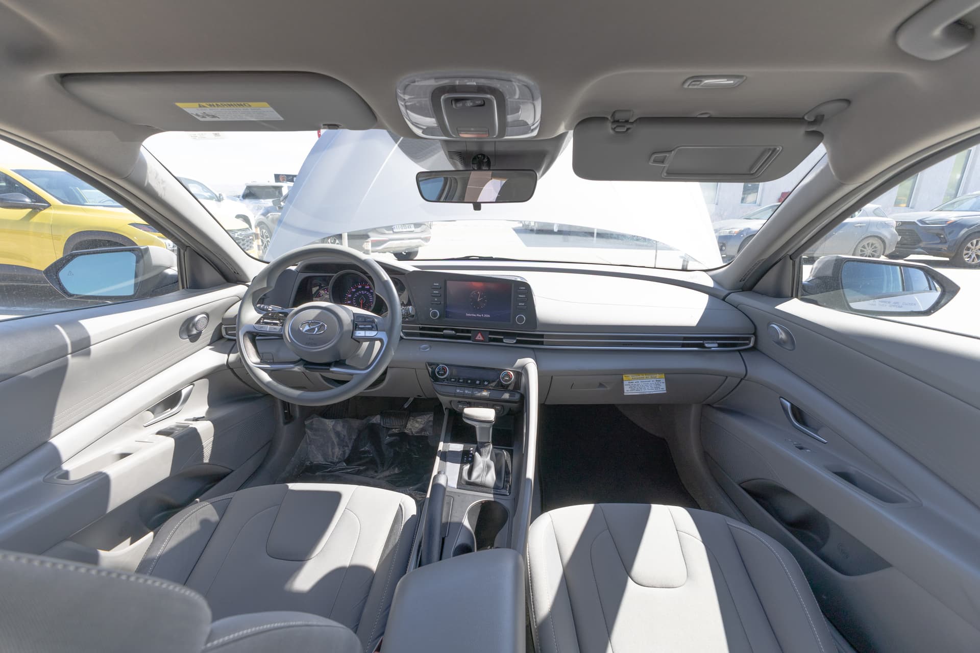HYUNDAI Elantra 2023 - 9