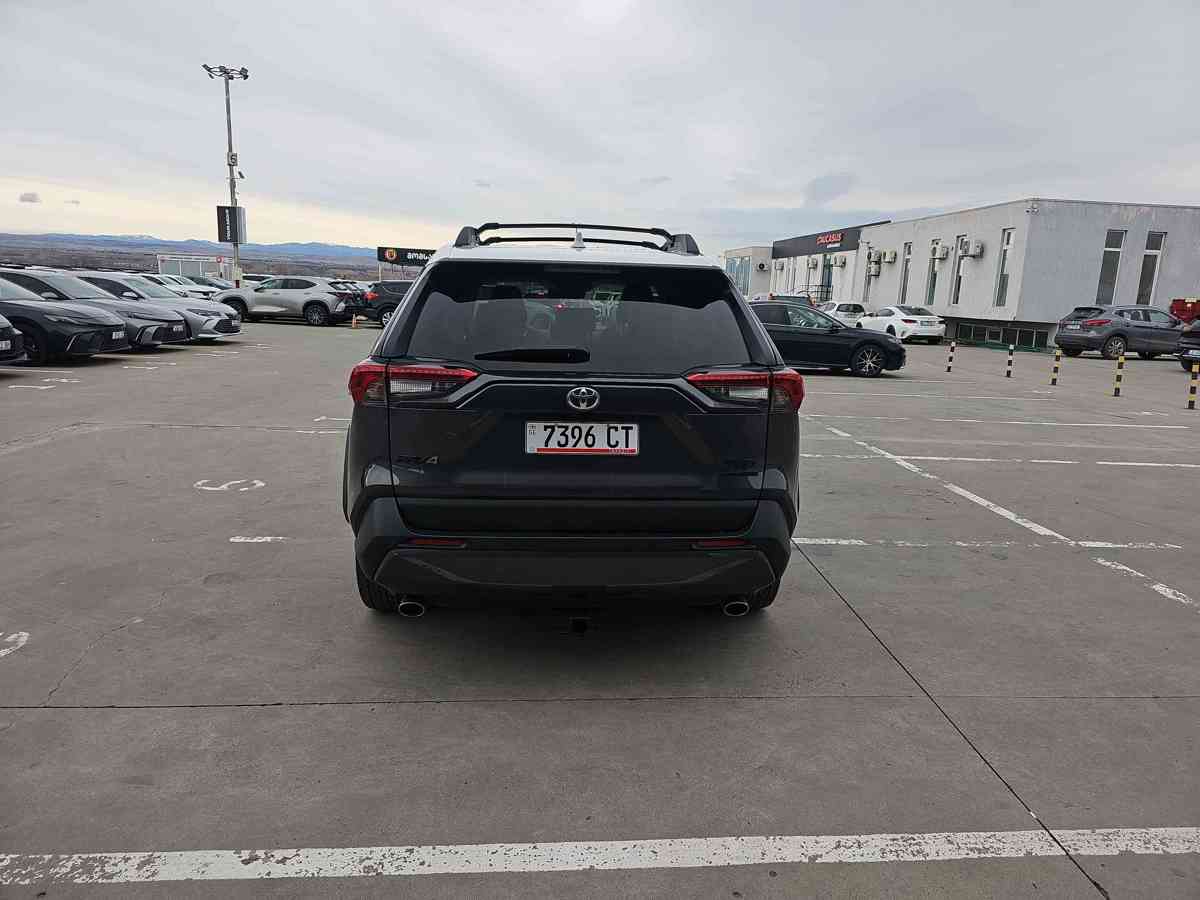 TOYOTA RAV4 2022 - 5