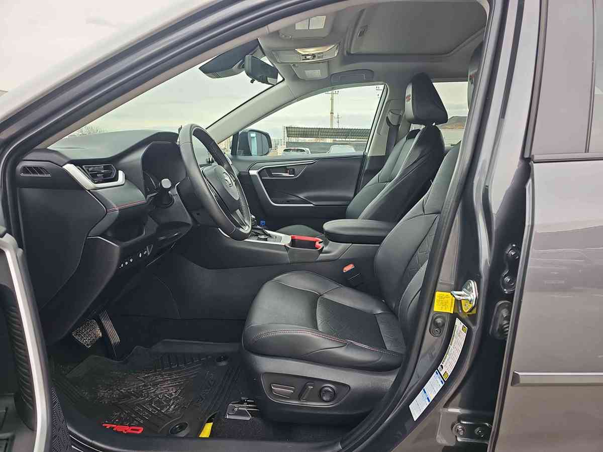TOYOTA RAV4 2022 - 10