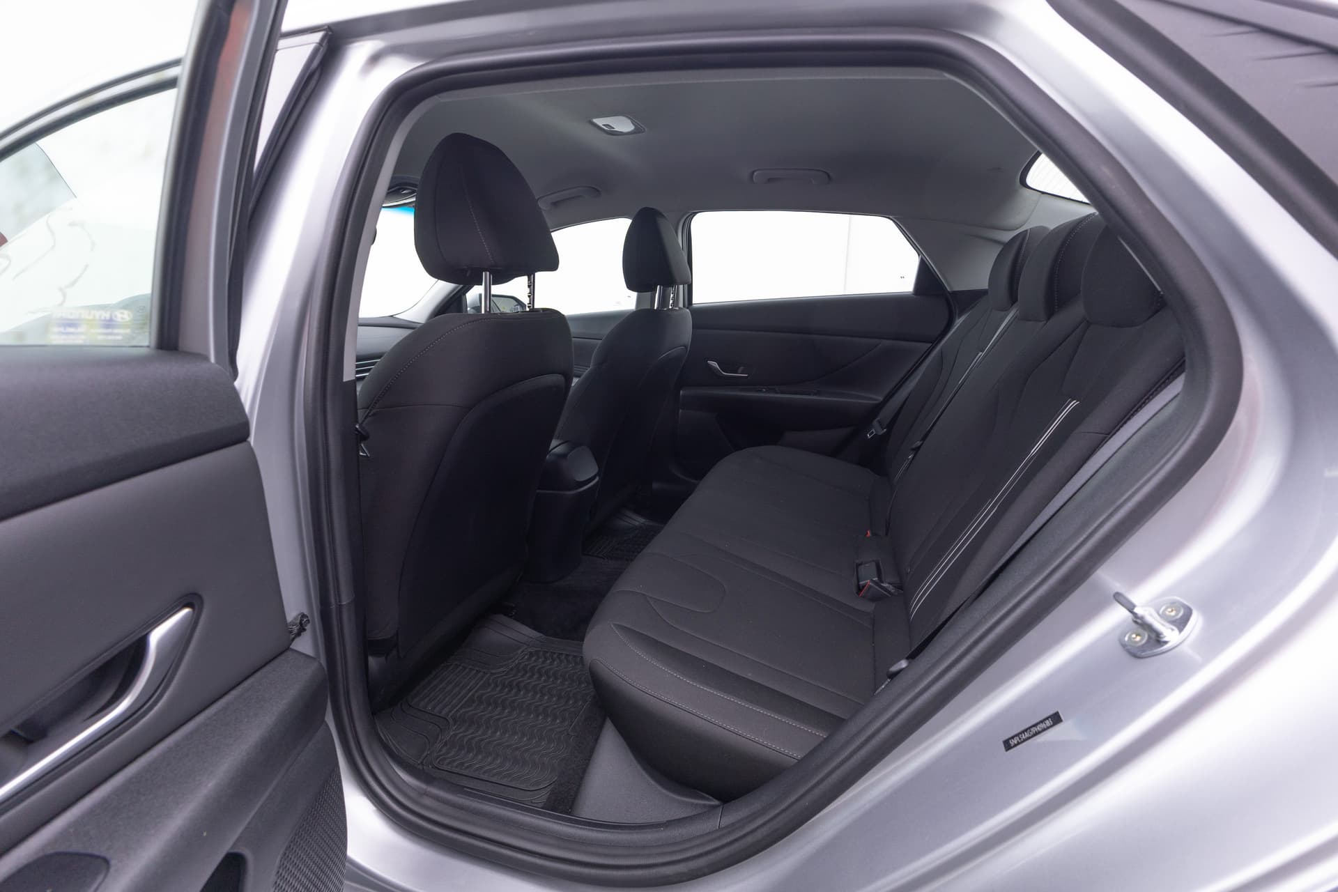 HYUNDAI Elantra 2023 - 8