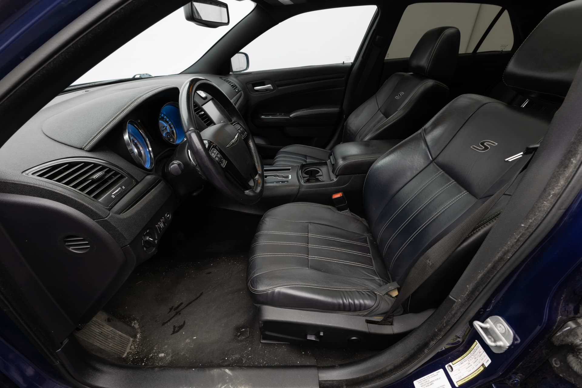 CHRYSLER 300 2014 - 10