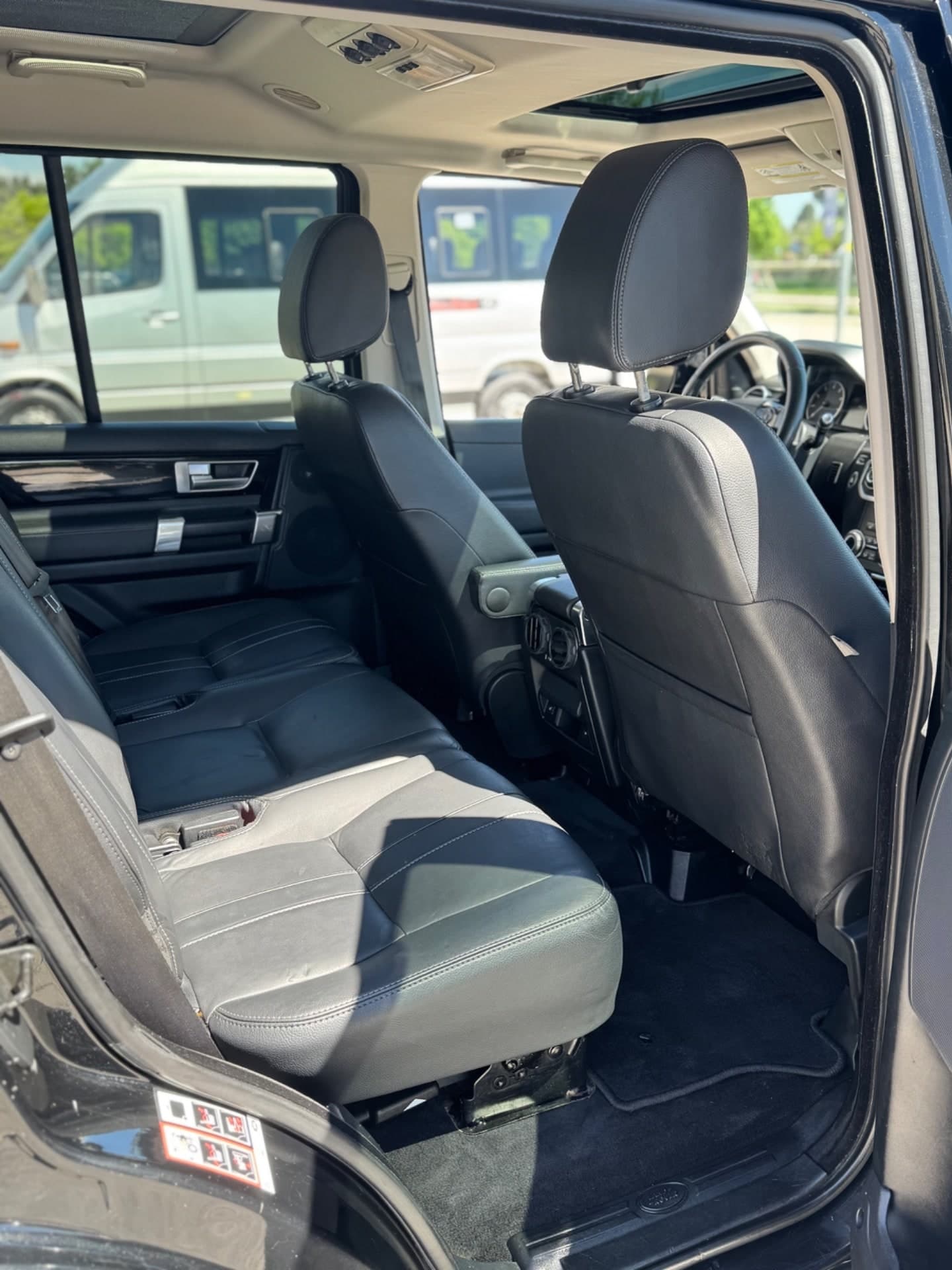 Land Rover Discovery 2016 - 9