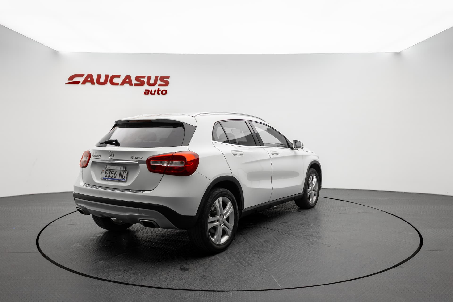 MERCEDES-BENZ GLA-Class 2016 - 4
