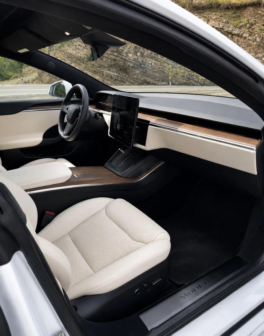 Tesla Model S 2022 - 6