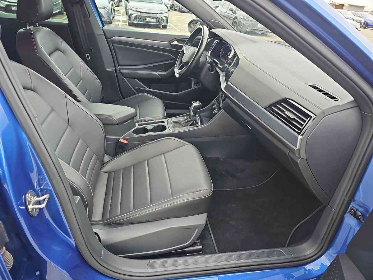 VOLKSWAGEN Jetta 2022 - 4