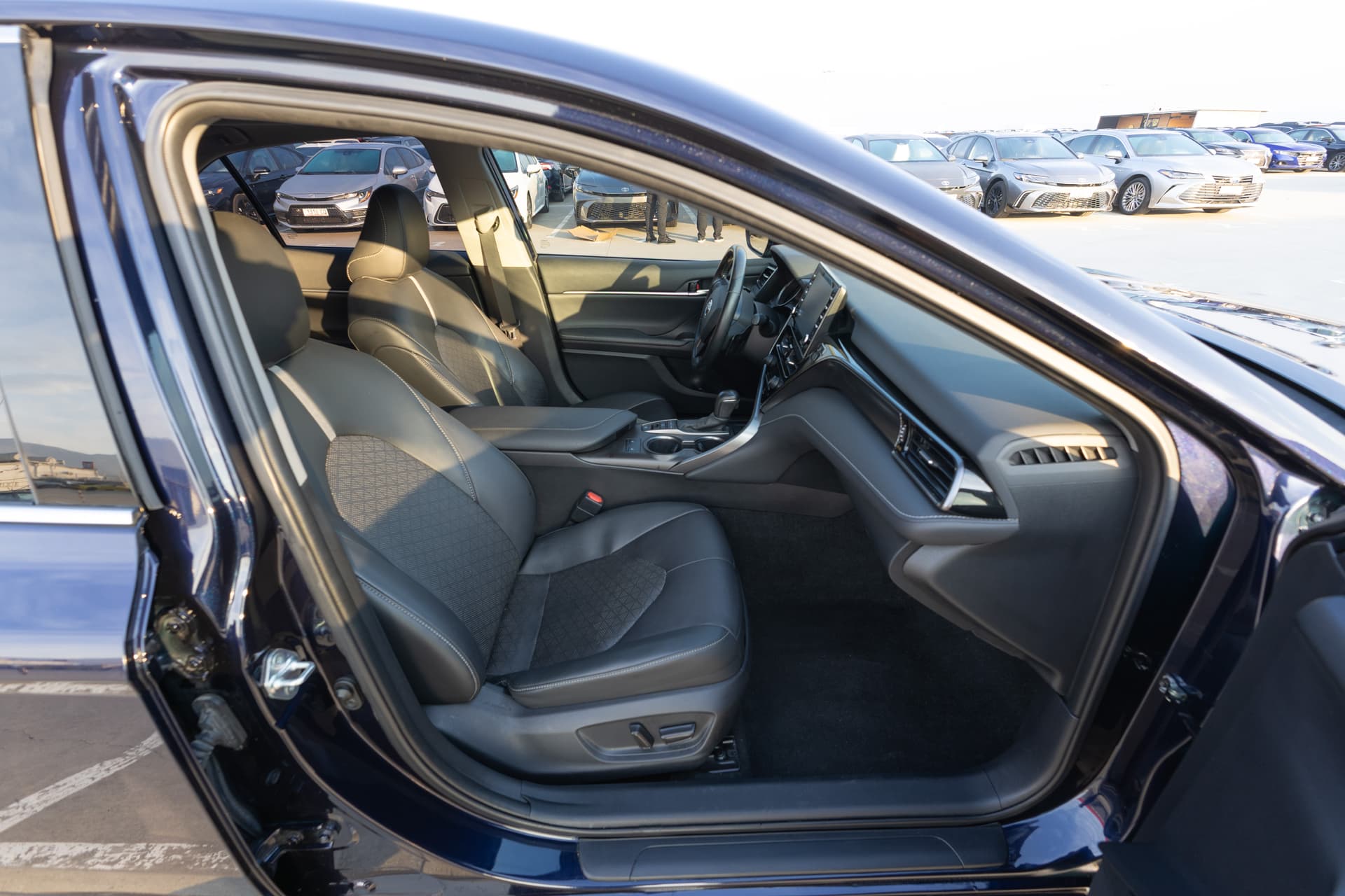 TOYOTA Camry 2022 - 10
