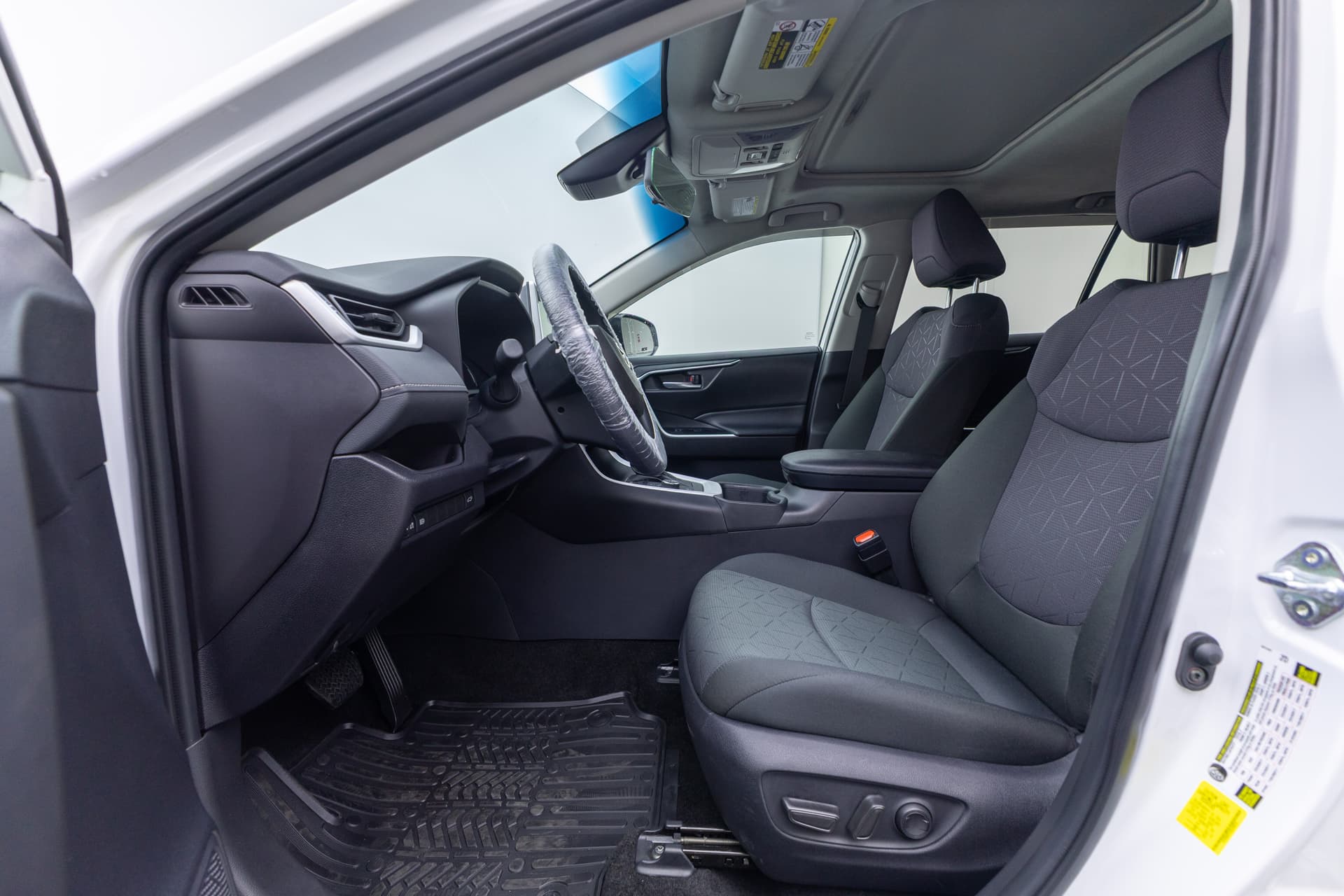 TOYOTA RAV4 2025 - 10