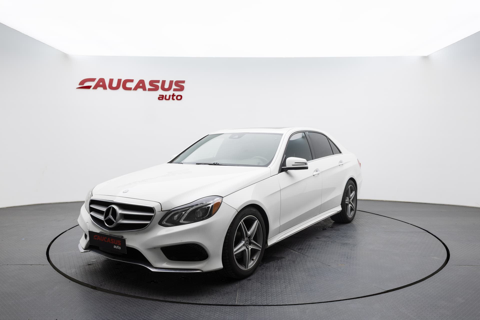 MERCEDES-BENZ E-Class 2014 - 1