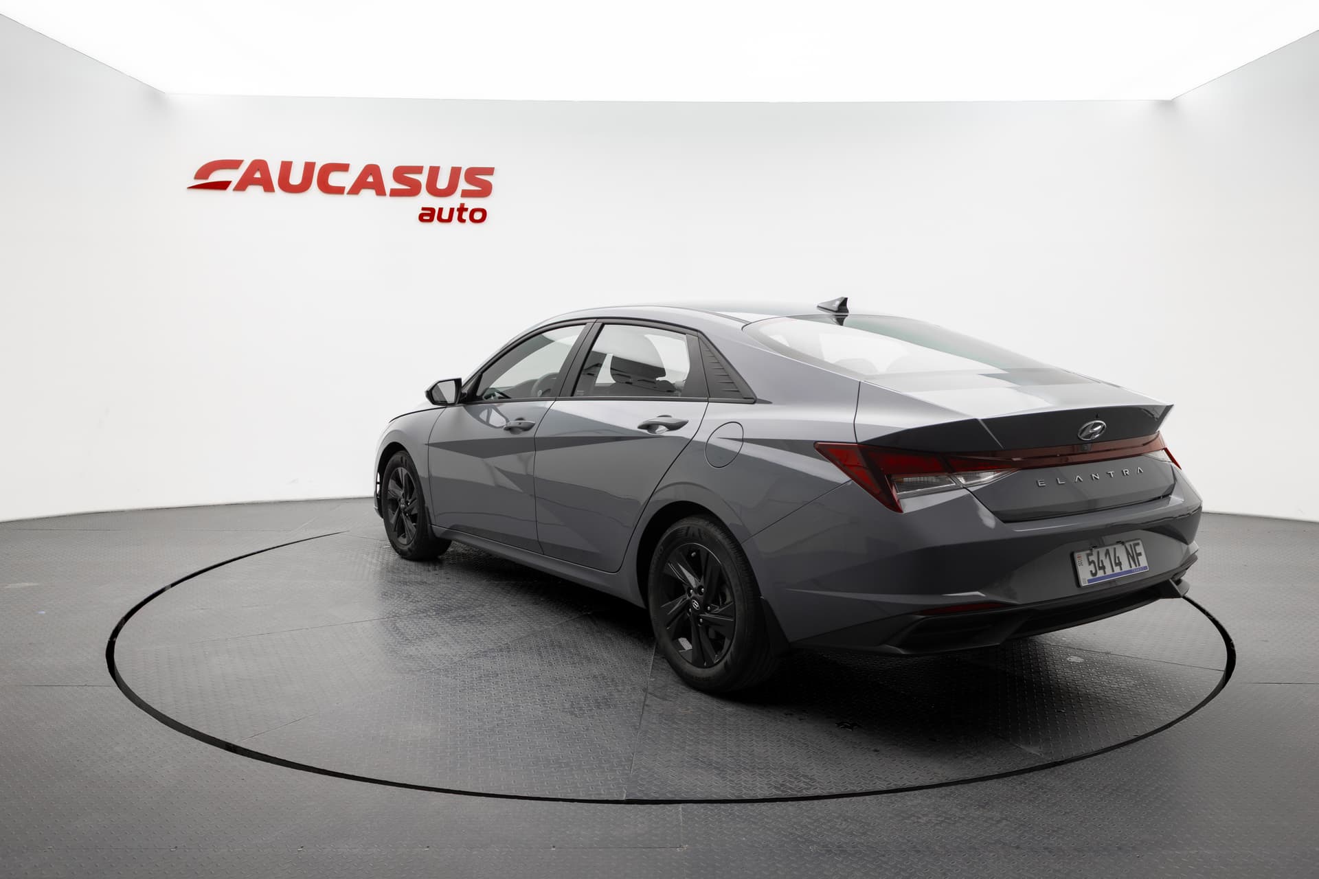 HYUNDAI Elantra 2023 - 6