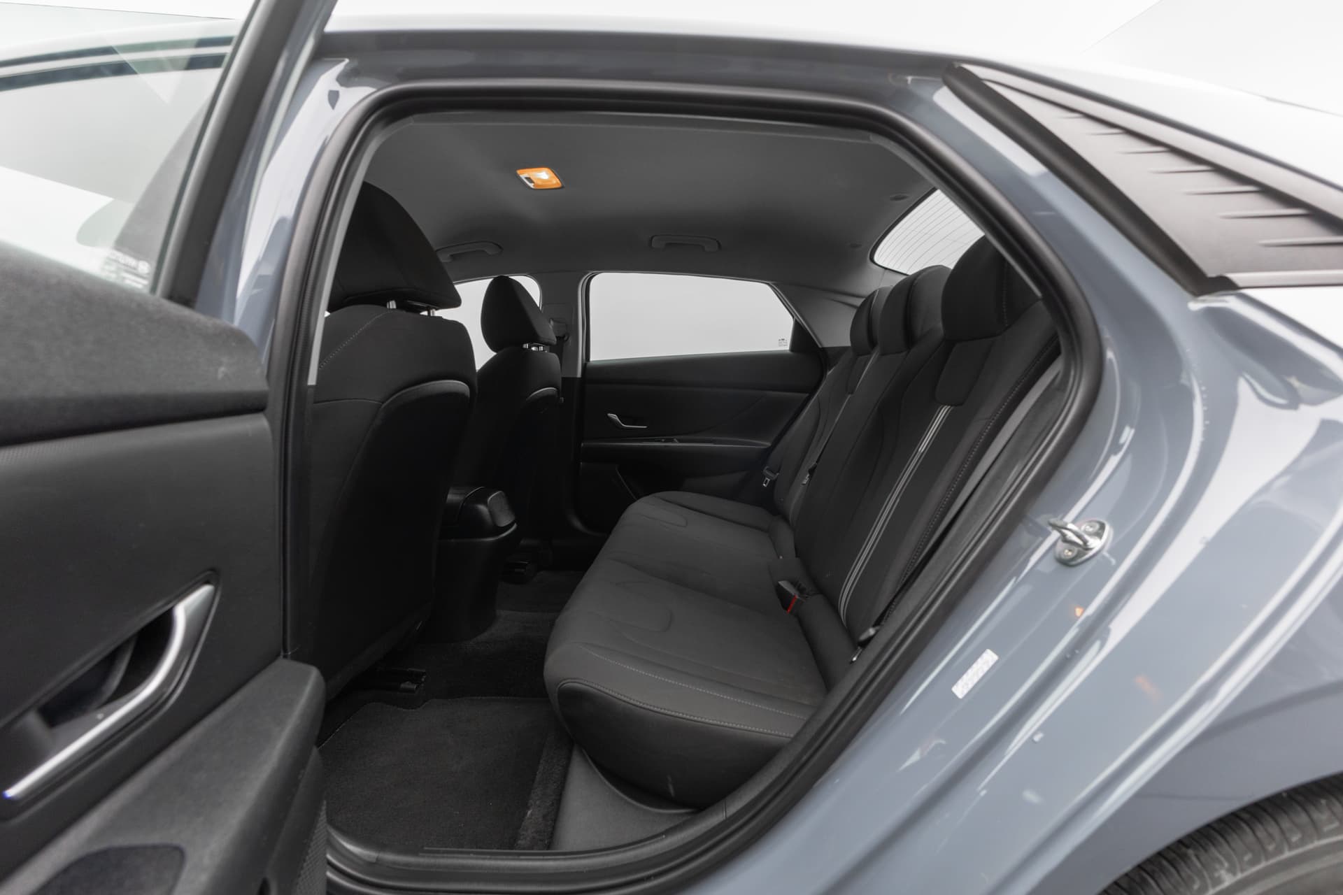 HYUNDAI Elantra 2023 - 8