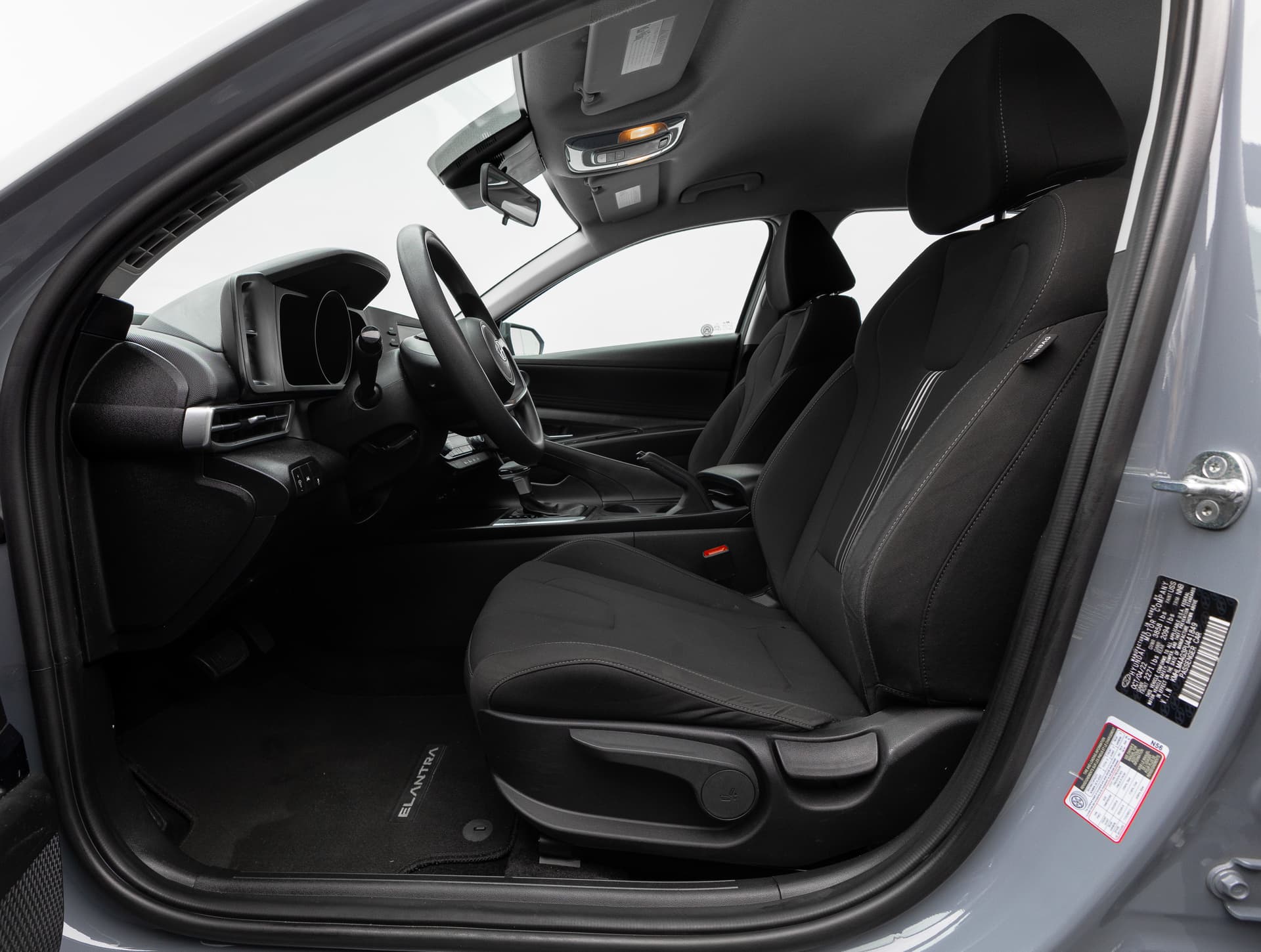 HYUNDAI Elantra 2023 - 10