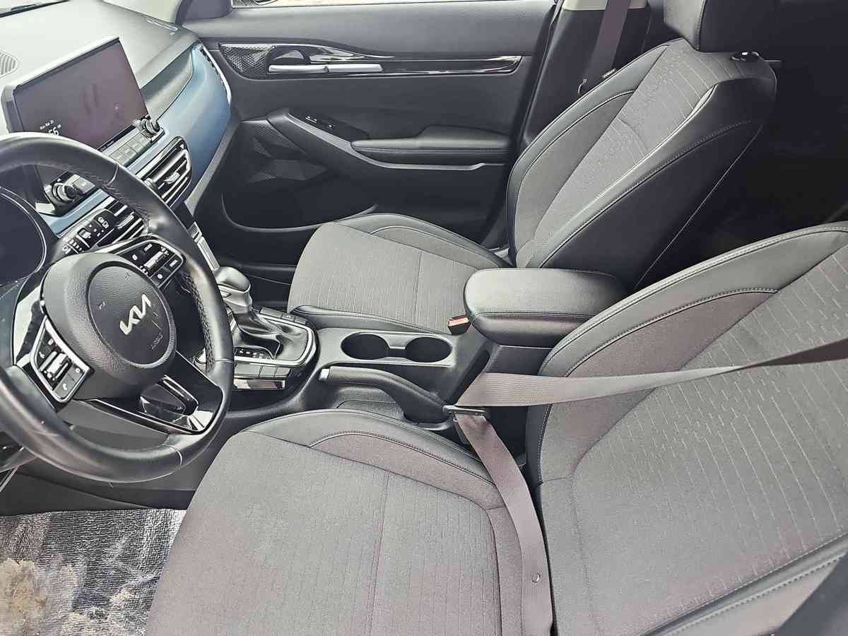 KIA Seltos 2023 - 10