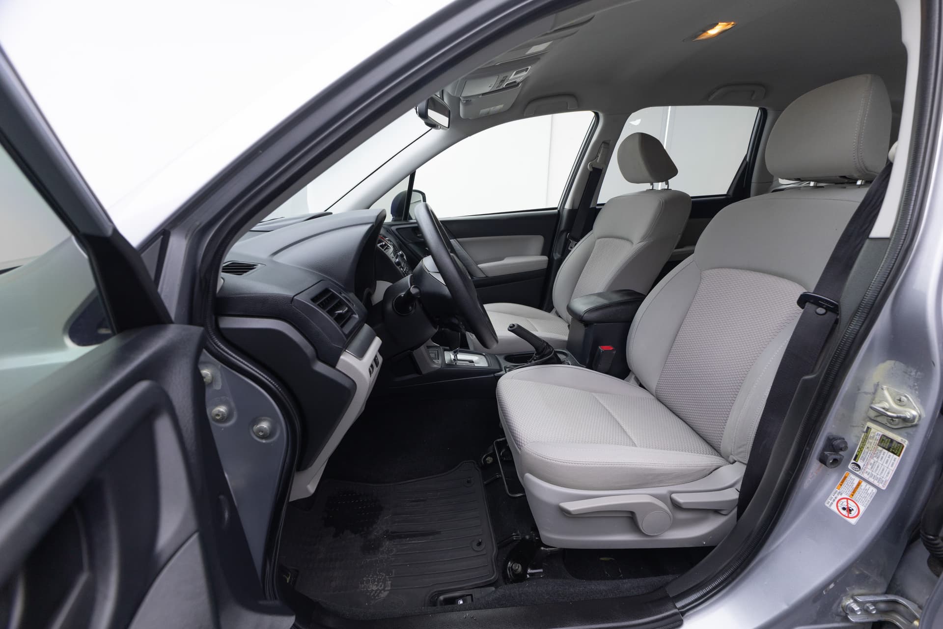 SUBARU Forester 2016 - 10