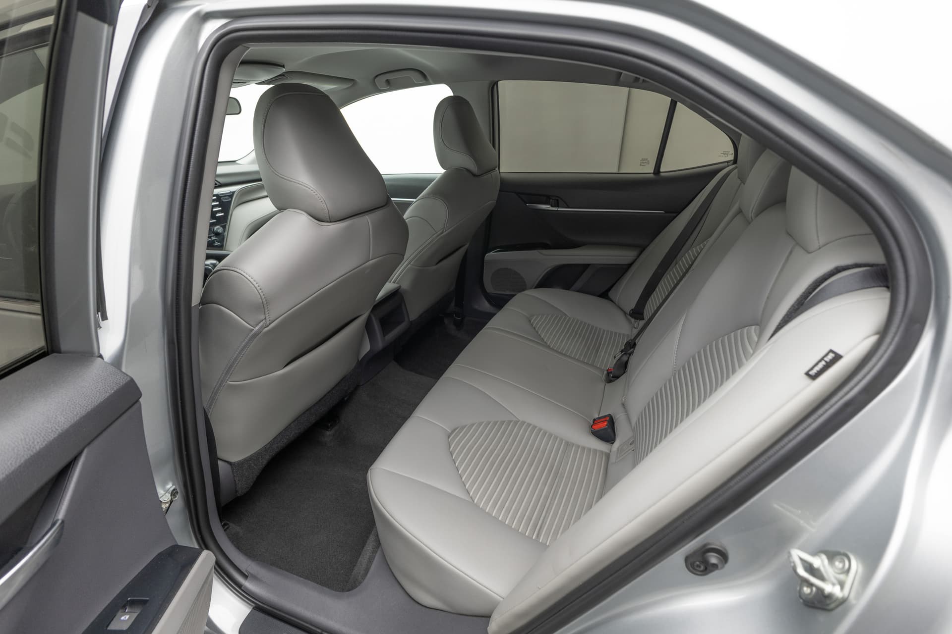 TOYOTA Camry 2020 - 7