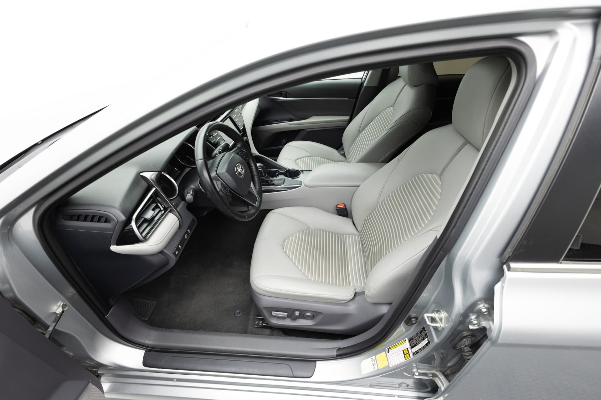 TOYOTA Camry 2020 - 9