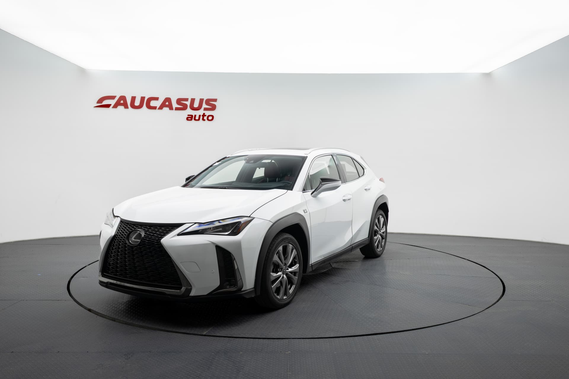 LEXUS UX 2021 - 1