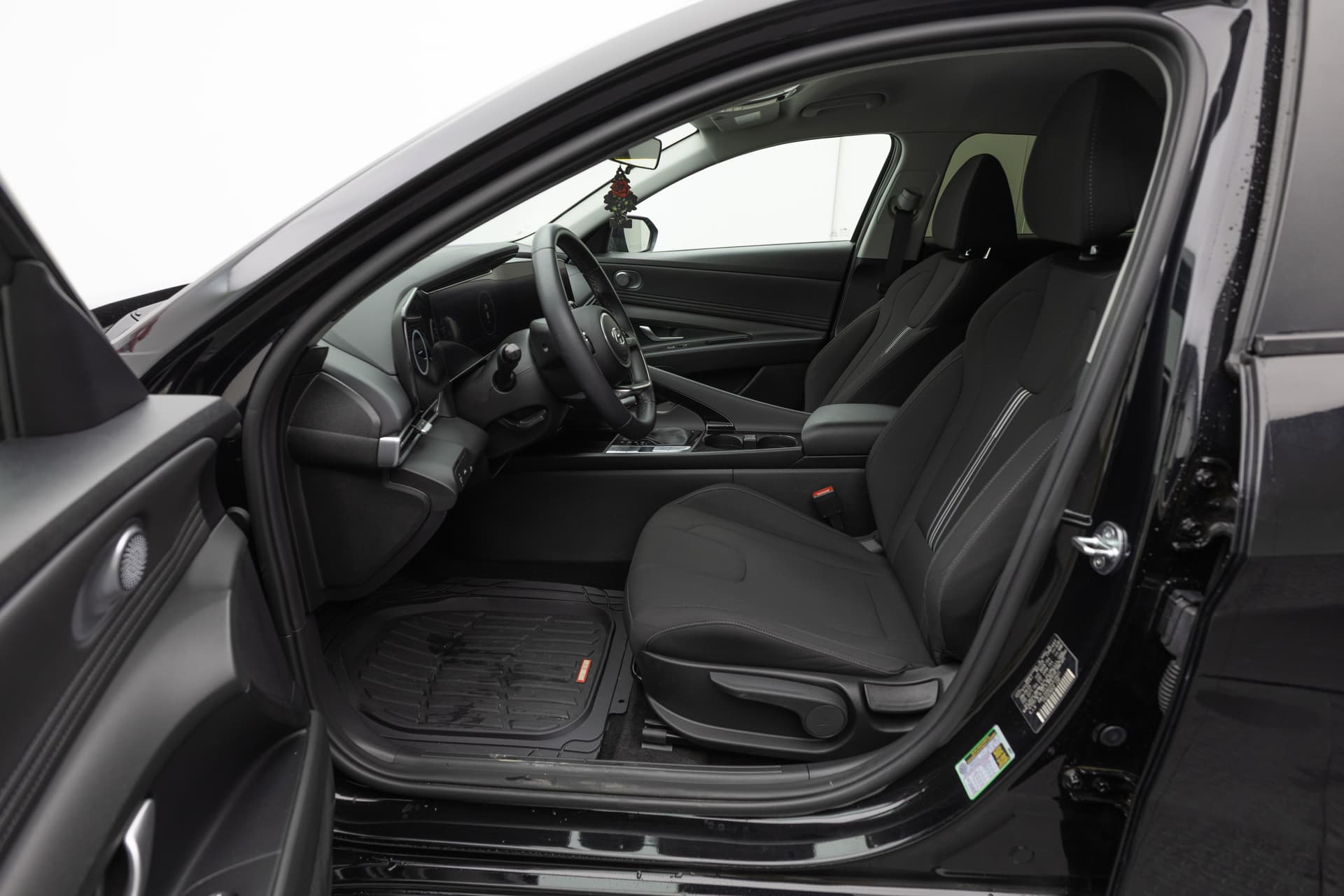 HYUNDAI Elantra 2023 - 10