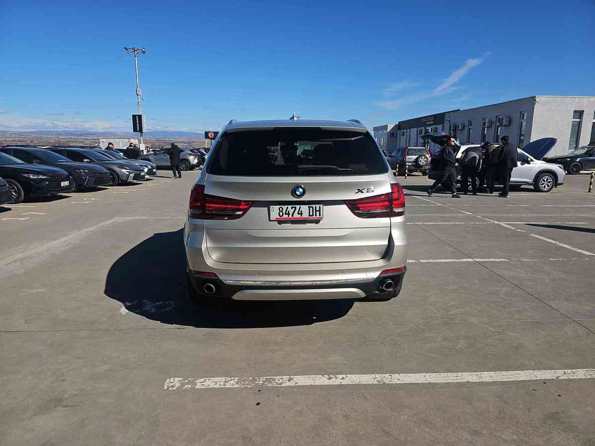 BMW X5 2015 - 5