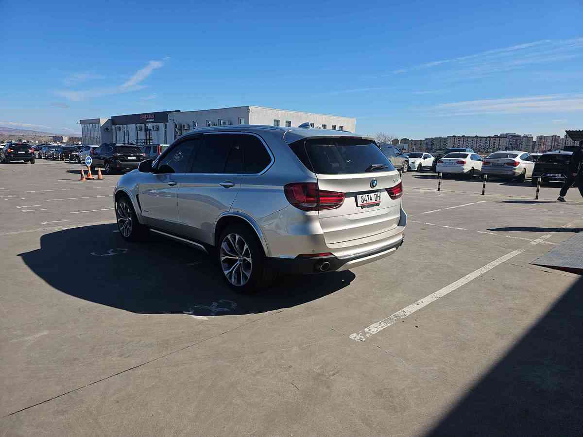 BMW X5 2015 - 6