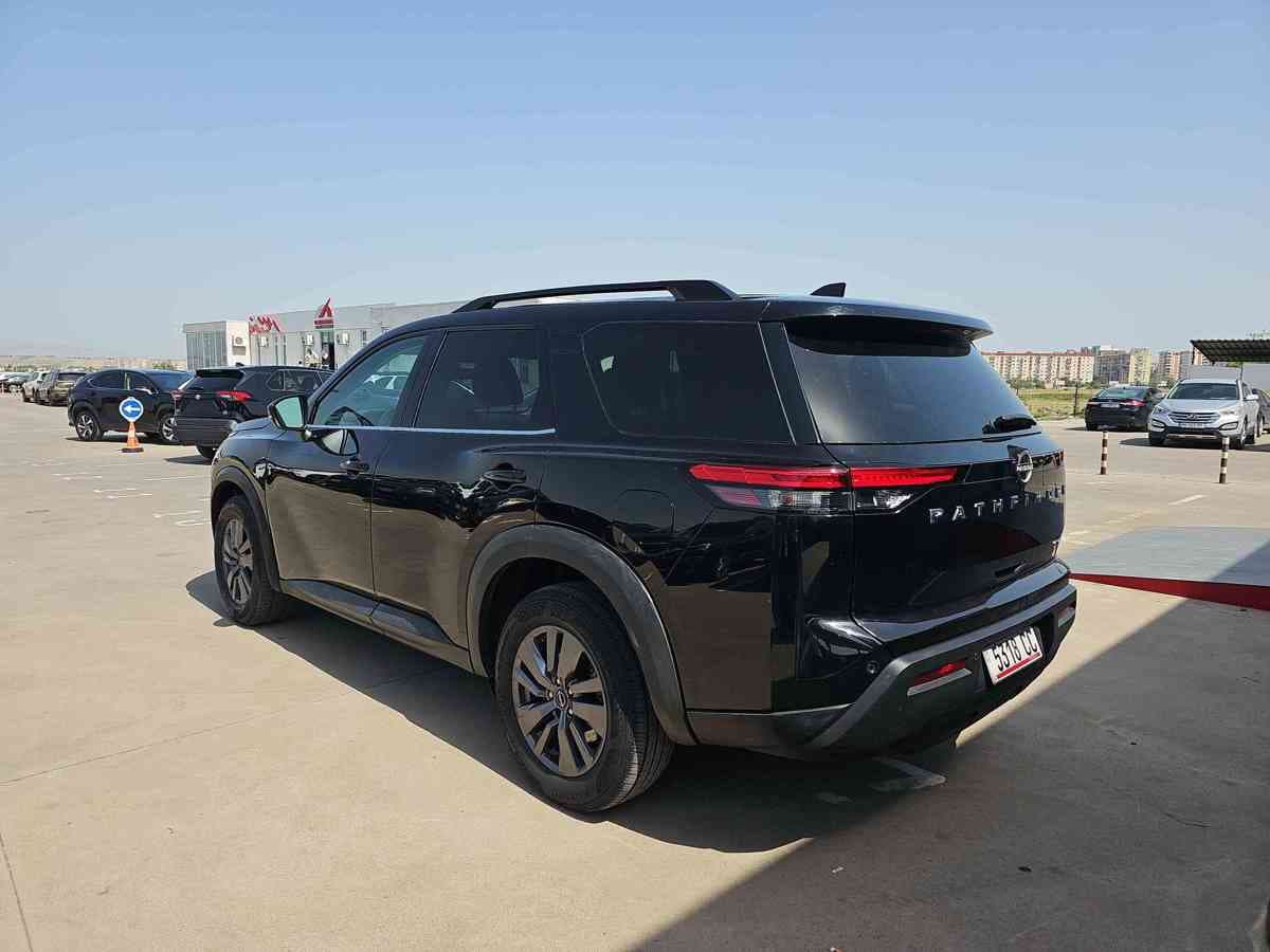 NISSAN Pathfinder 2022 - 6