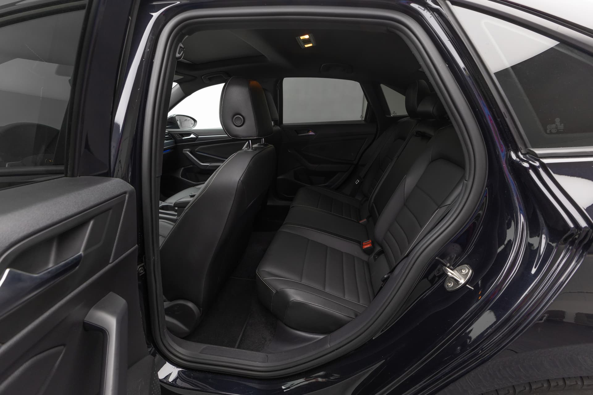 VOLKSWAGEN Jetta 2022 - 8