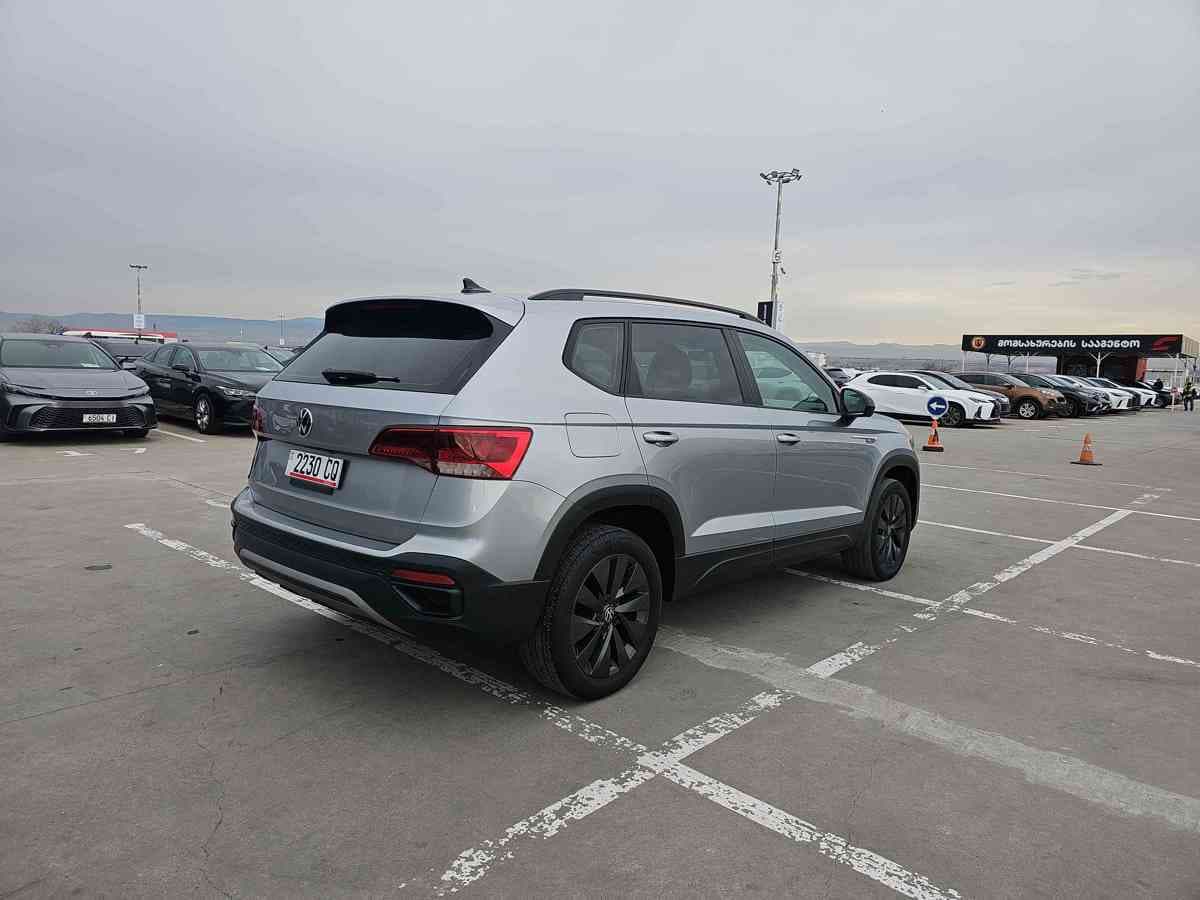 VOLKSWAGEN Taos 2023 - 4