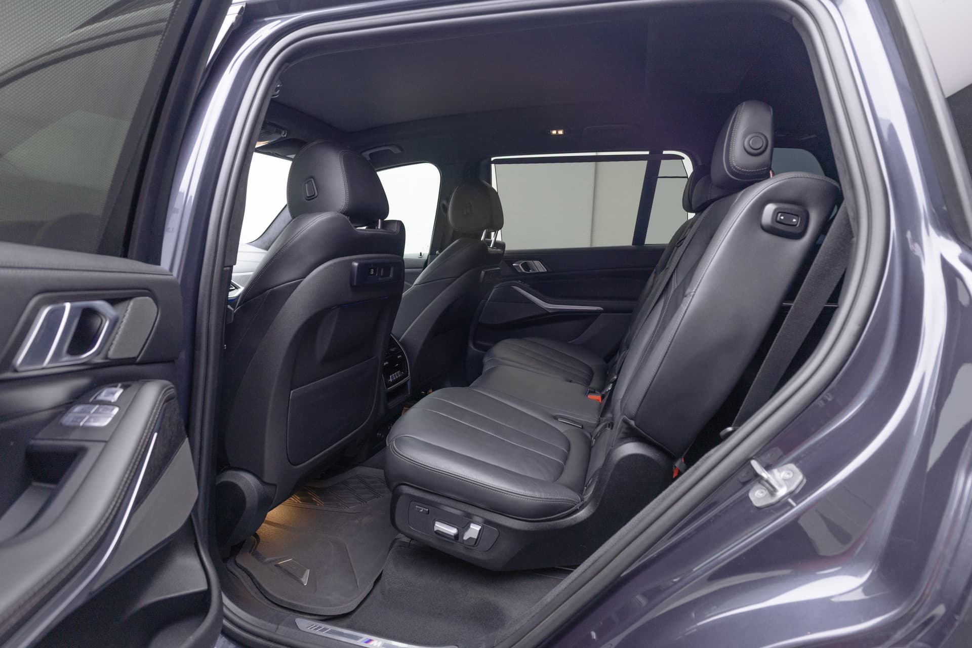 BMW X7 2020 - 10