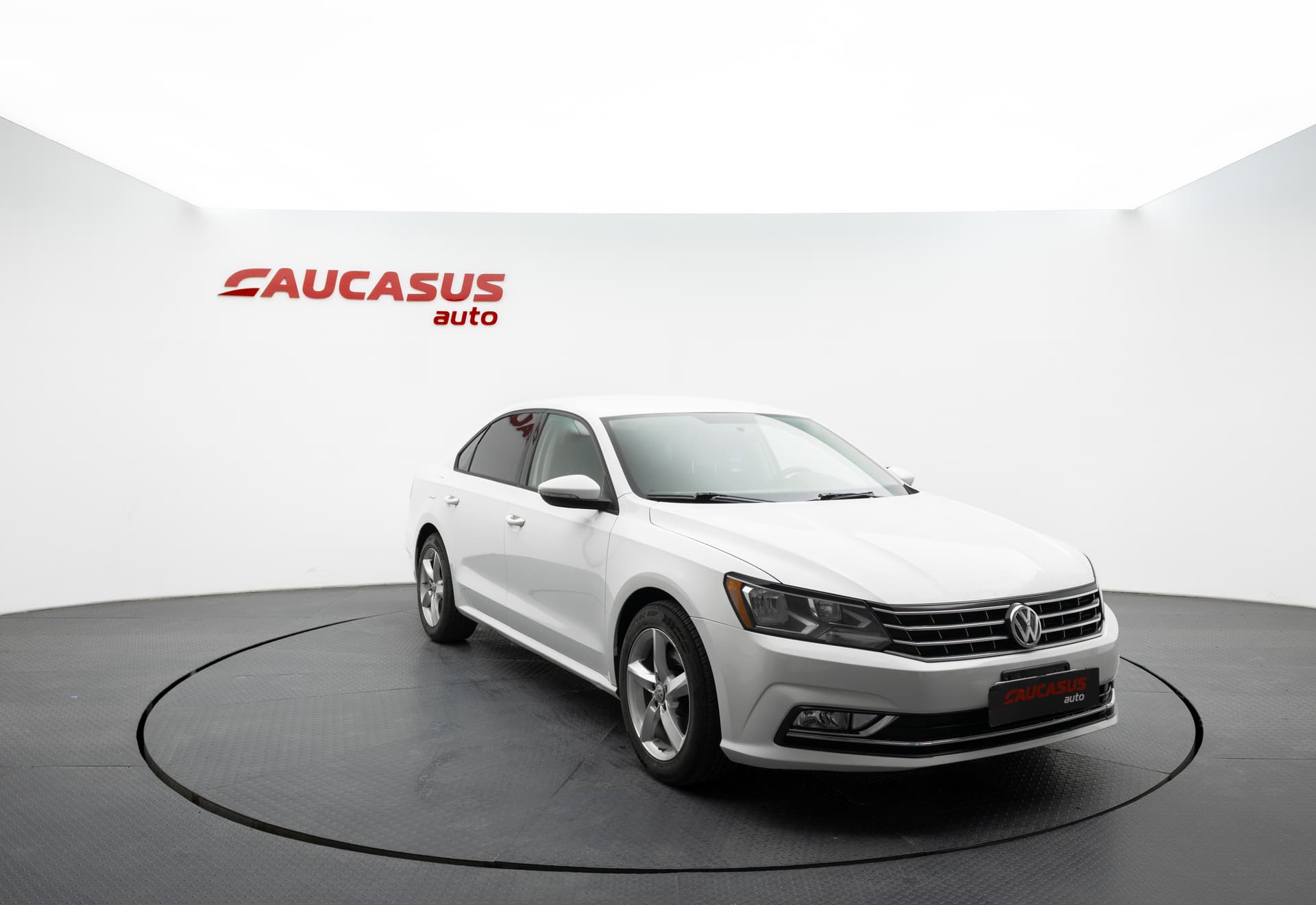 VOLKSWAGEN Passat 2018 - 3