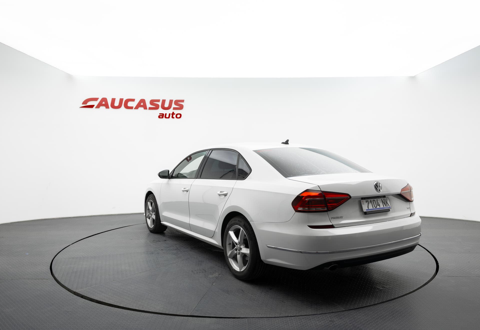 VOLKSWAGEN Passat 2018 - 6