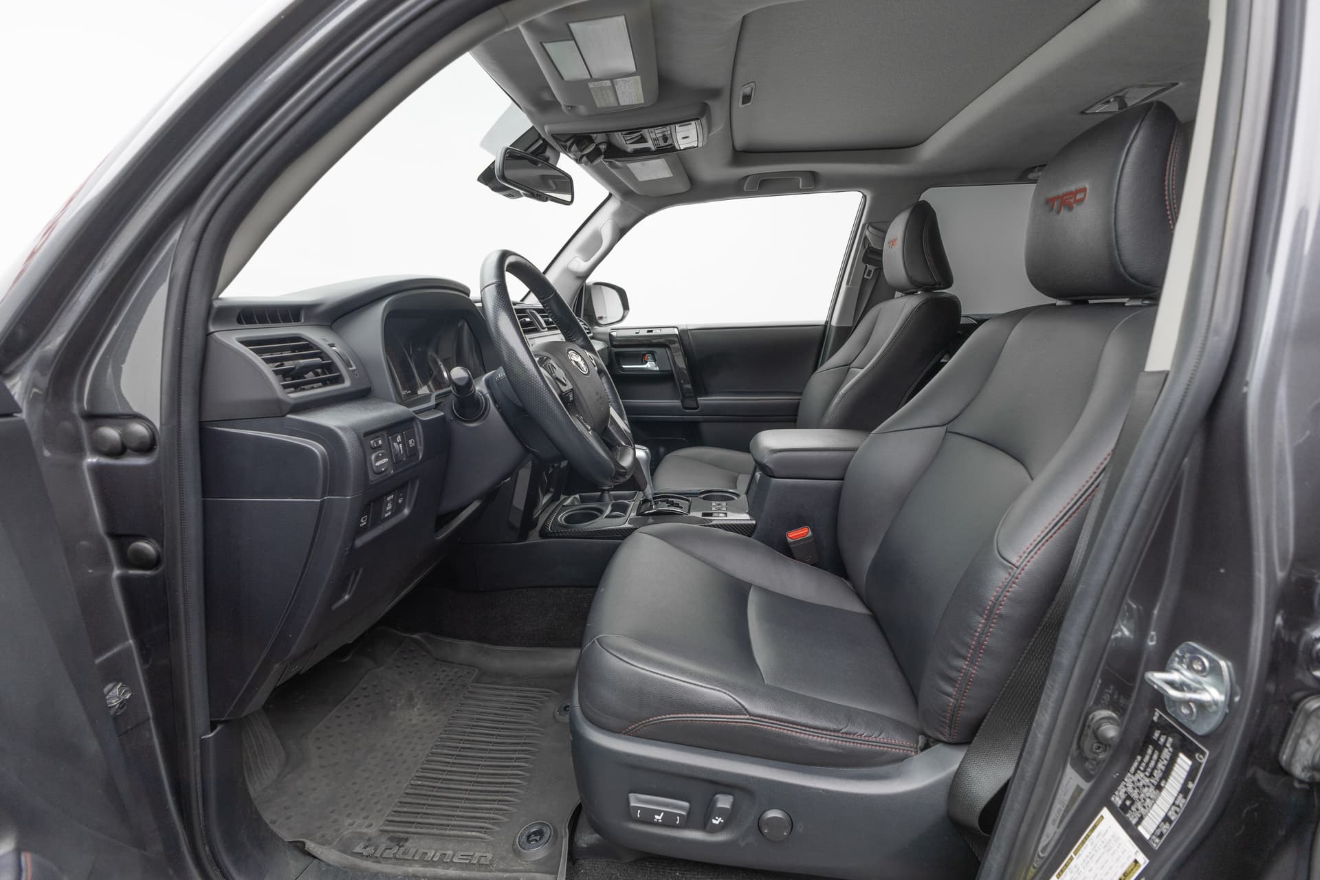 TOYOTA 4-Runner 2023 - 10
