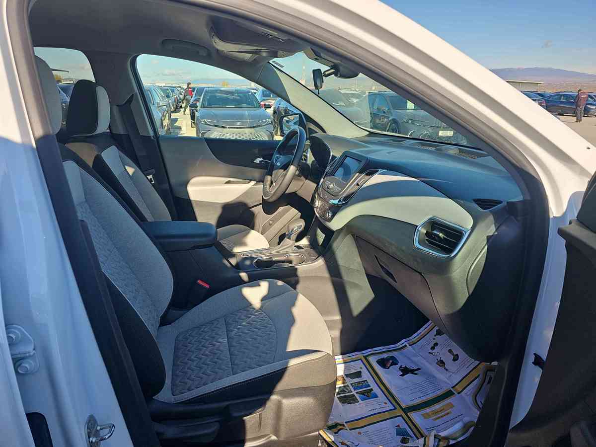 CHEVROLET Equinox 2023 - 9