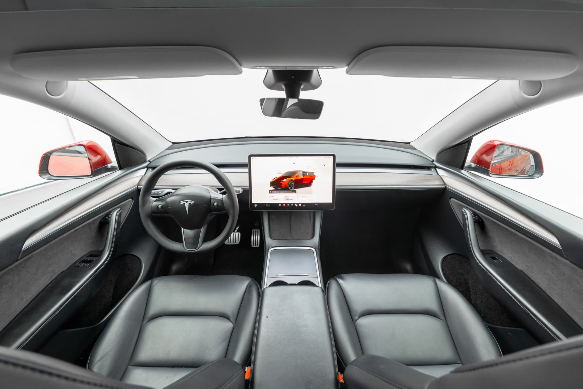 TESLA Model Y 2023 - 9