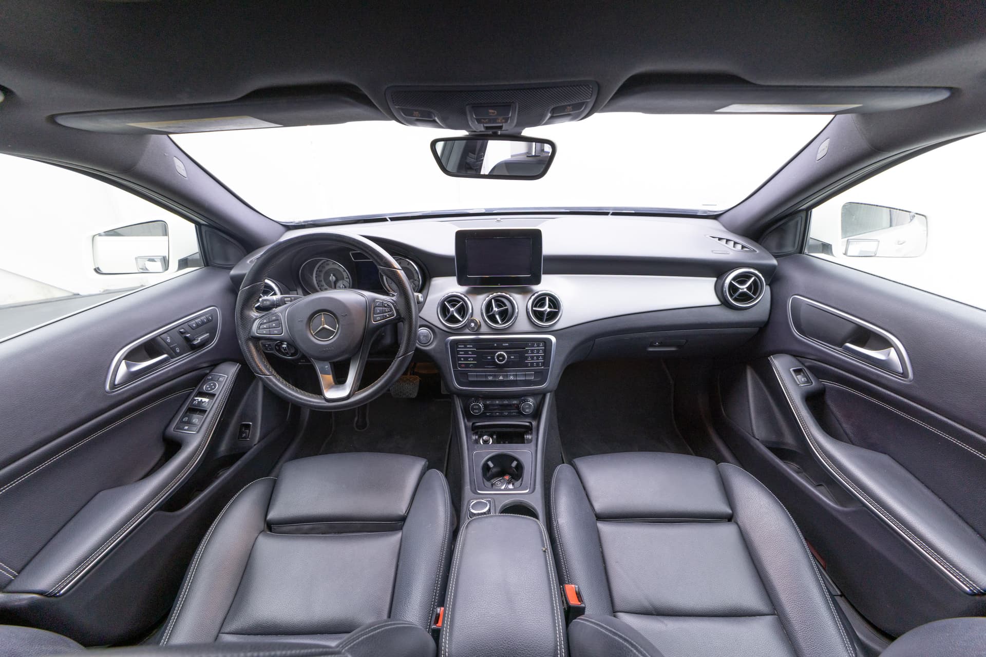 MERCEDES-BENZ GLA-Class 2016 - 9