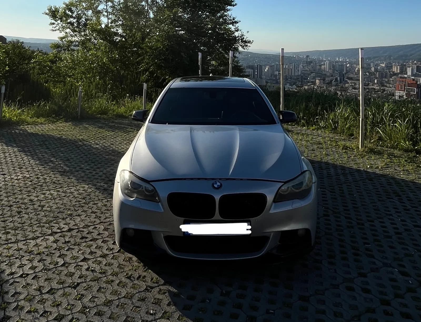 BMW 5 Series 2012 - 8