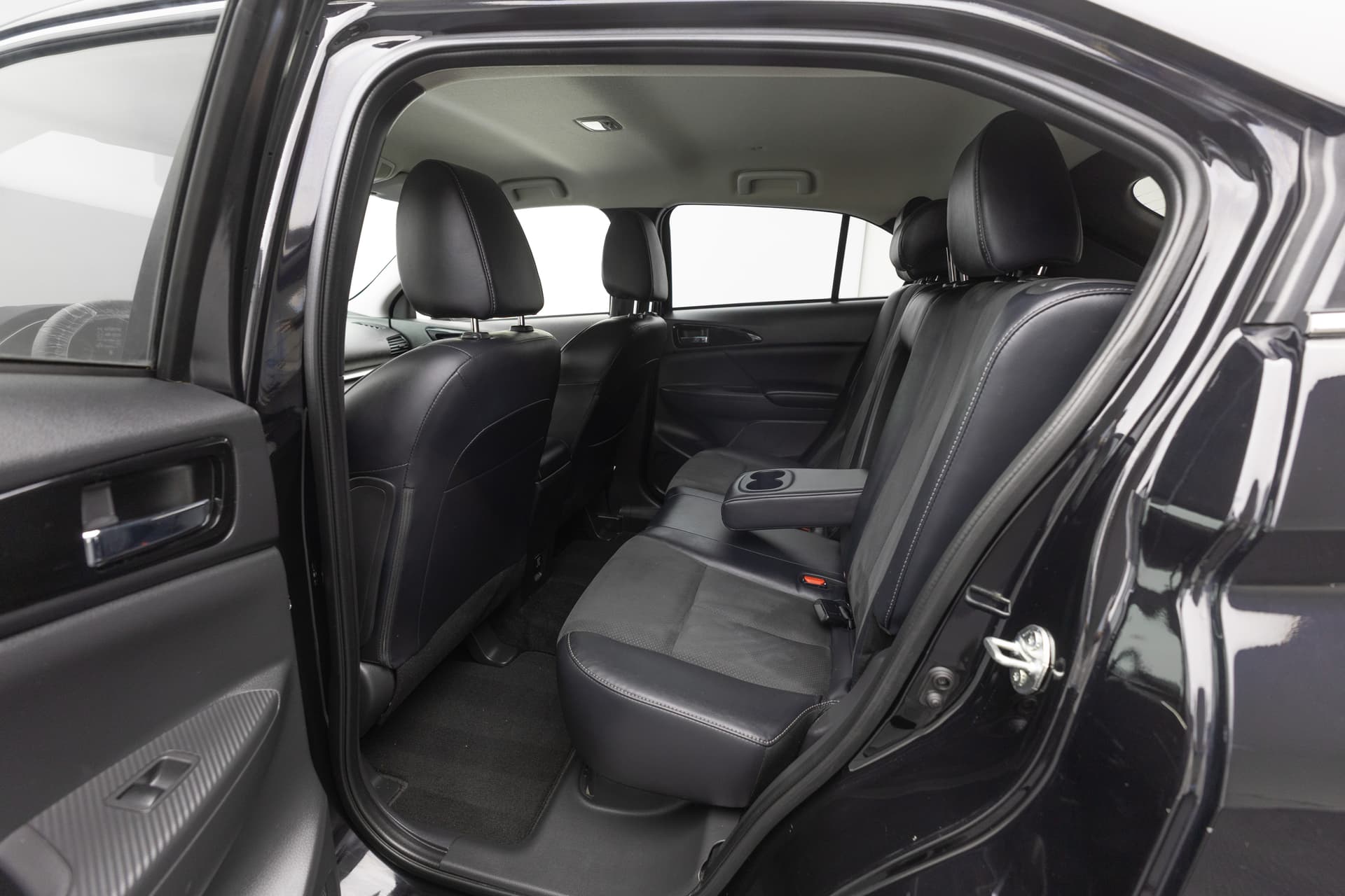 MITSUBISHI Eclipse Cross 2022 - 8