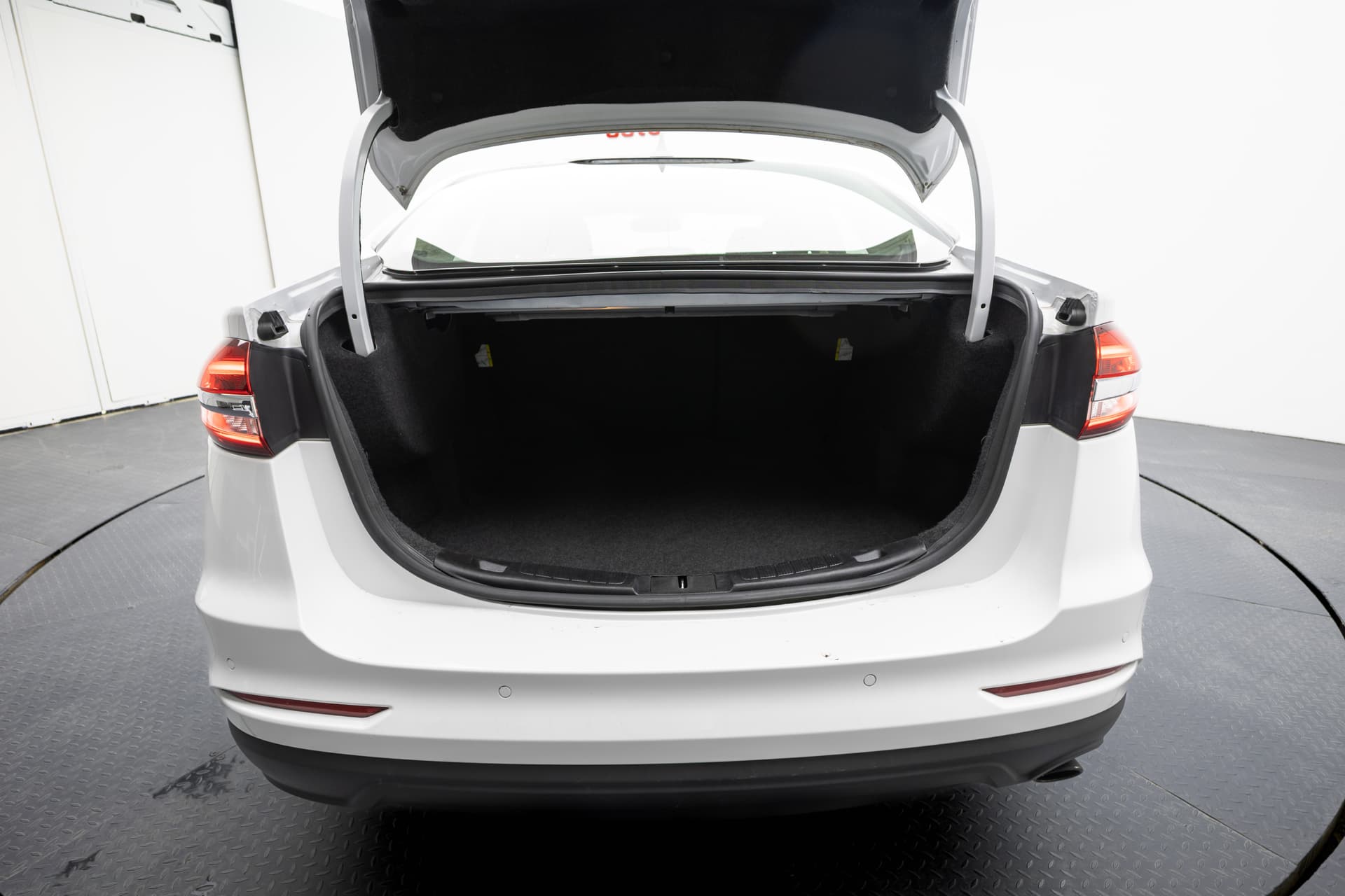 FORD Fusion 2020 - 8