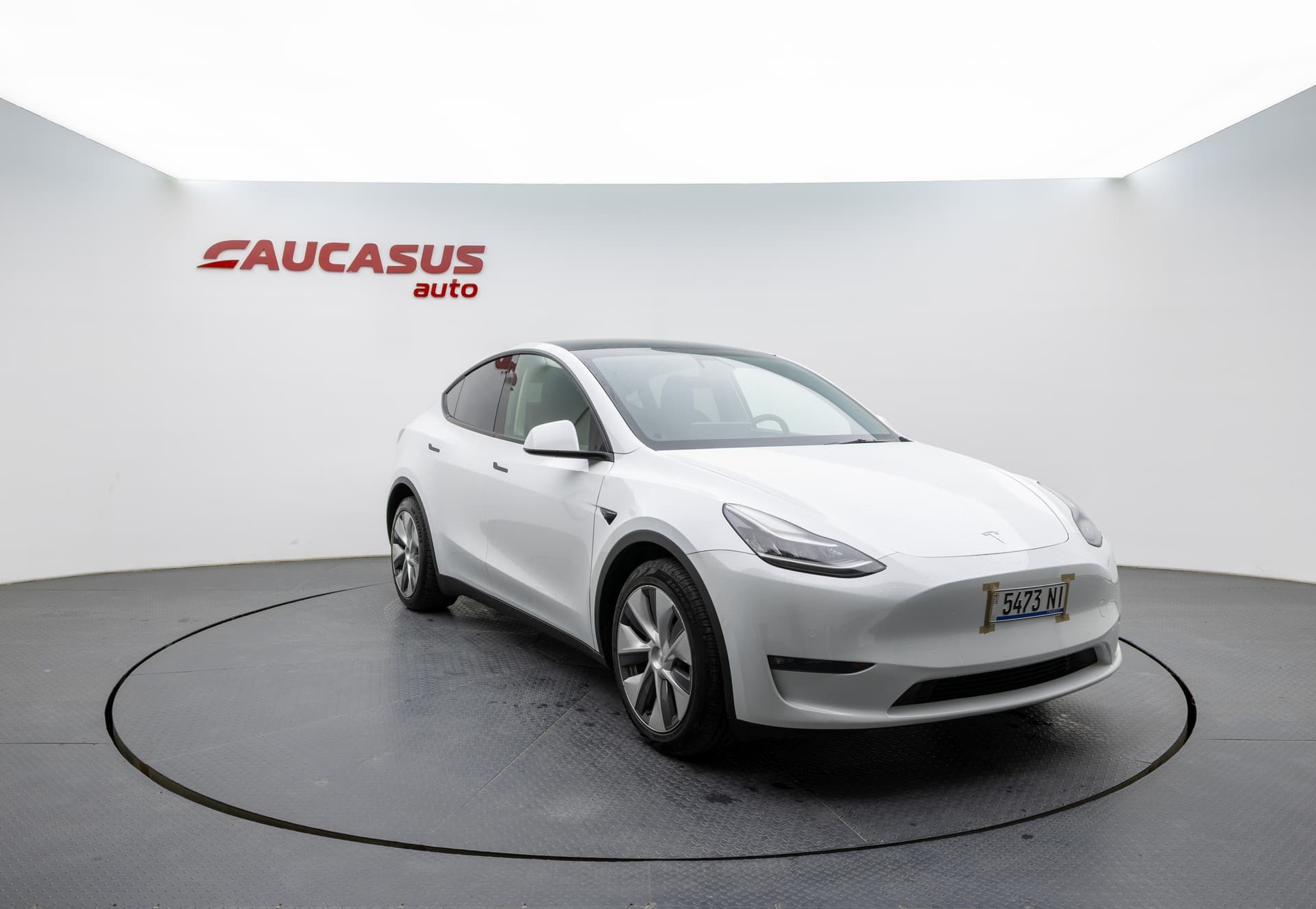 TESLA Model Y 2021 - 3